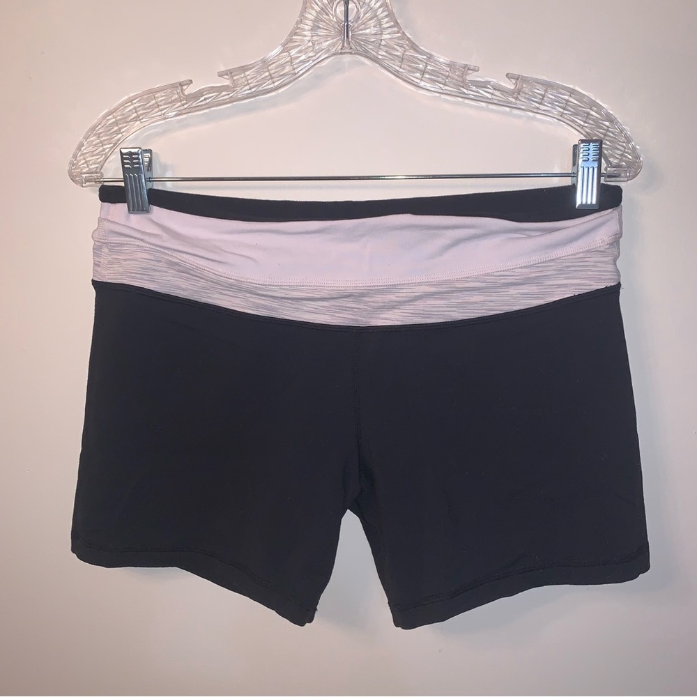 Lululemon Reversible Black Shorts 10 - Picture 3 of 9